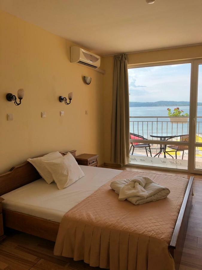 Family Hotel Littoral Созополь Экстерьер фото